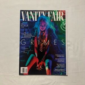 Vanity Fair Grimes Claire Boucher “At Grimes’s House” Issue April 2022 Magazine